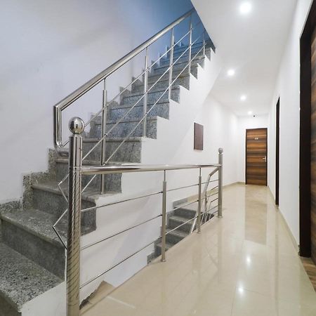 Spot On Hotel Supriya Vijayawada Exterior photo