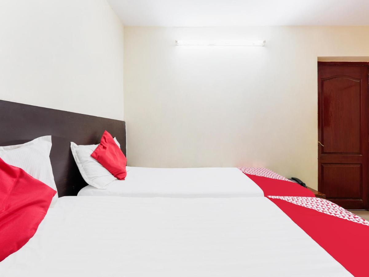 Spot On Hotel Supriya Vijayawada Exterior photo