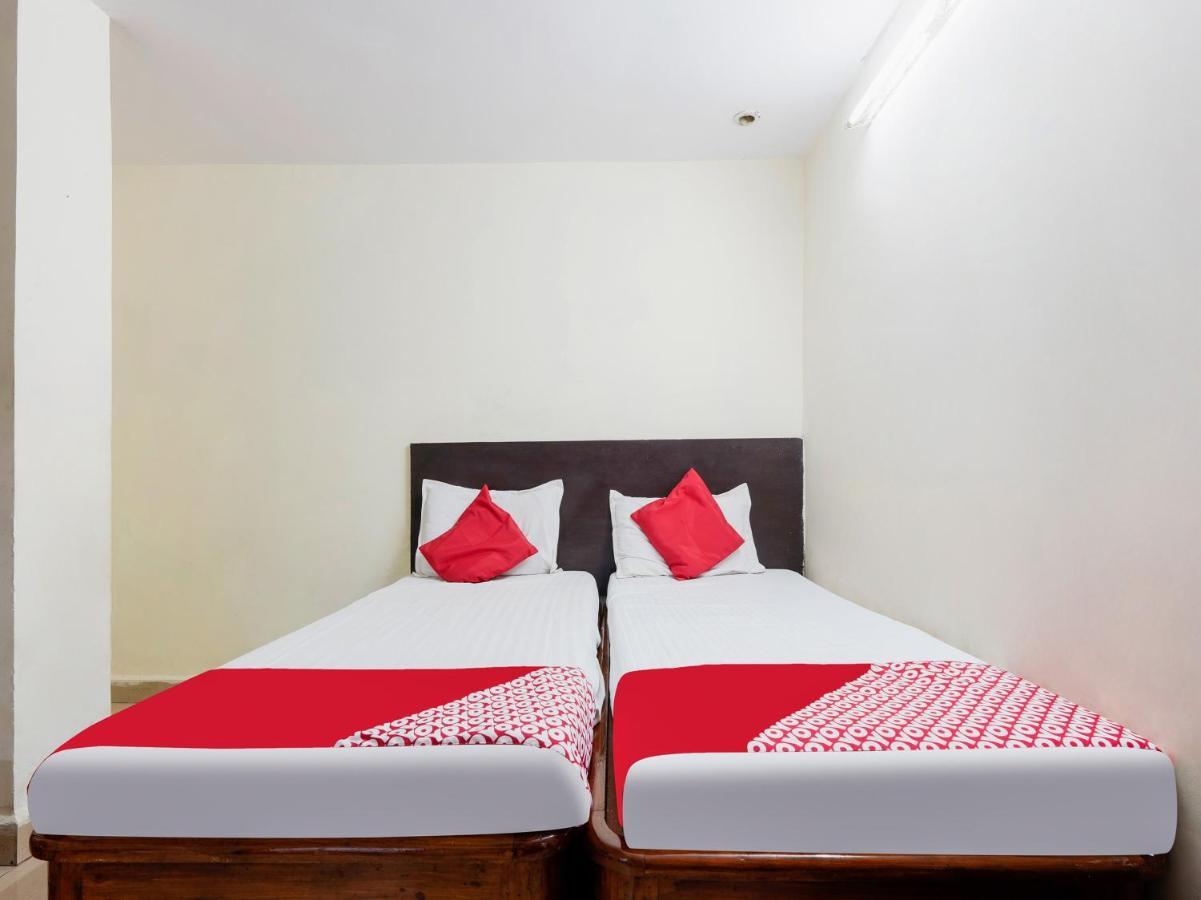 Spot On Hotel Supriya Vijayawada Exterior photo