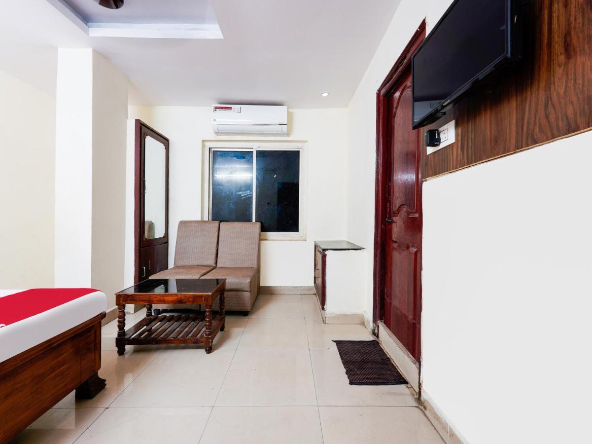 Spot On Hotel Supriya Vijayawada Exterior photo